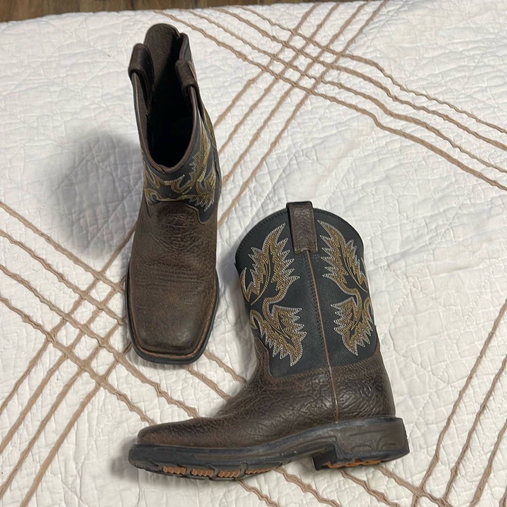 Ariat Children's Workhog Wide Square Toe Brown & Black Boots